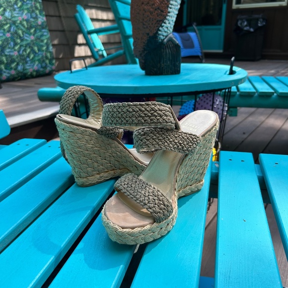 Stuart Weitzman Wedge - Picture 2 of 4